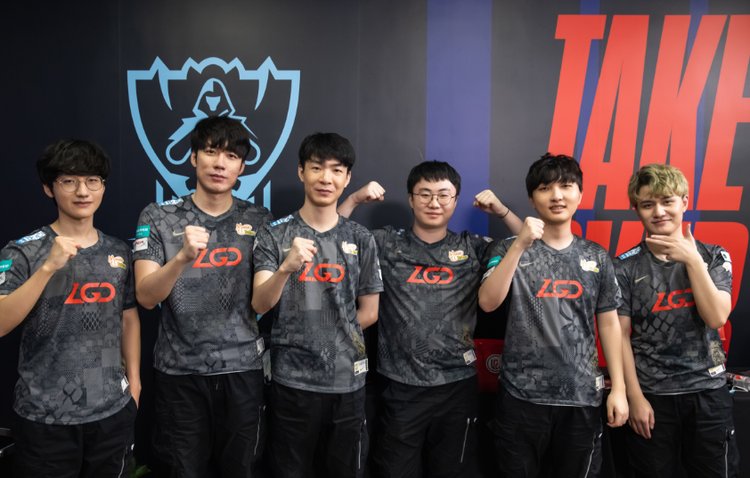 魔术在这一 魔术在这一